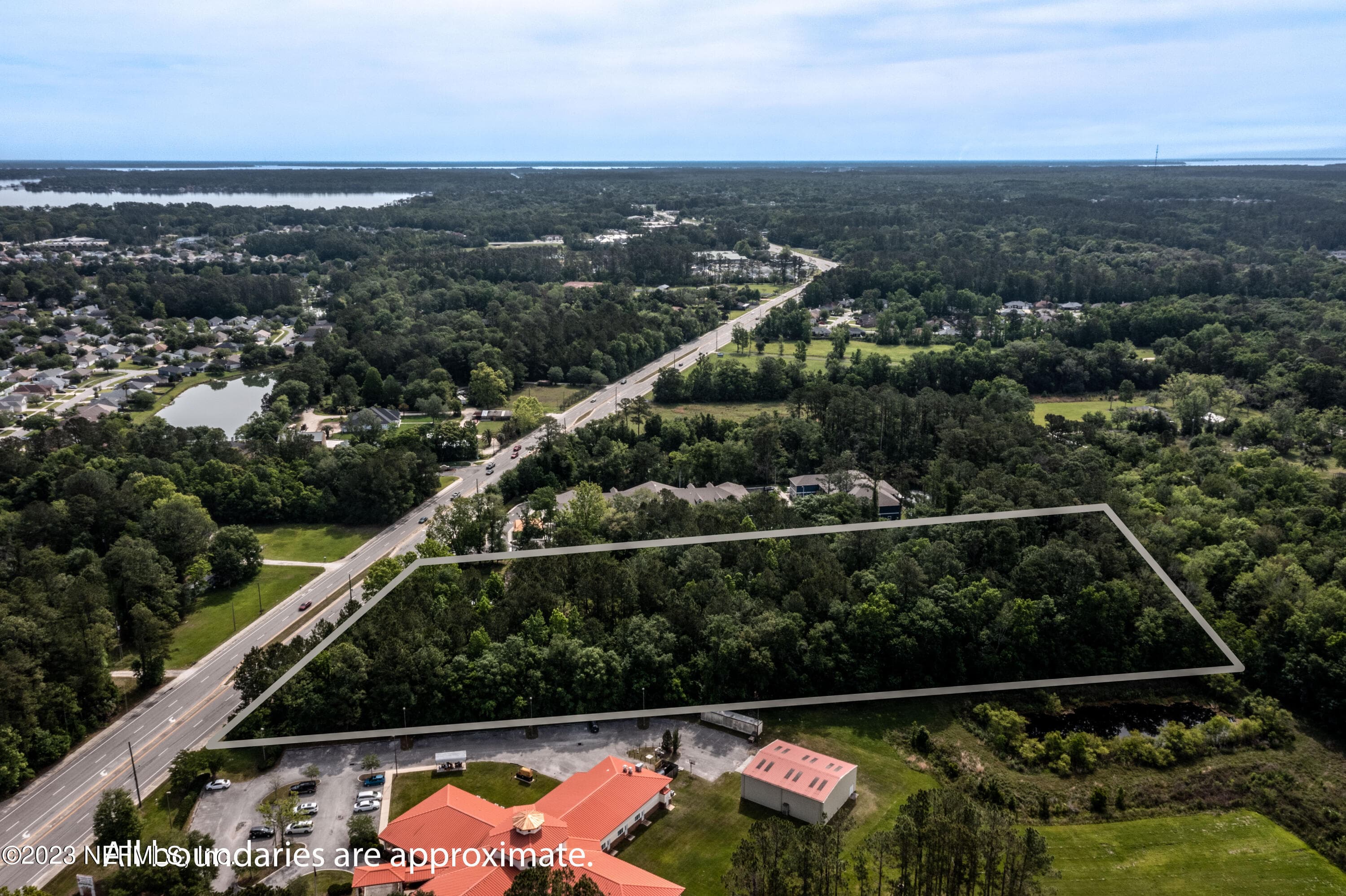 2777 COUNTY RD 220, Middleburg, FL 32068