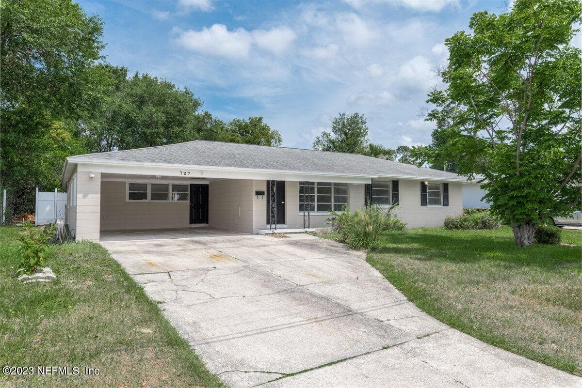 727 ANTIGUA Road, Jacksonville, FL 32216