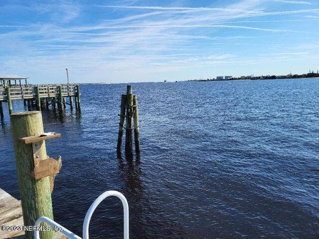 10020 HECKSCHER Drive, Jacksonville, FL 32226
