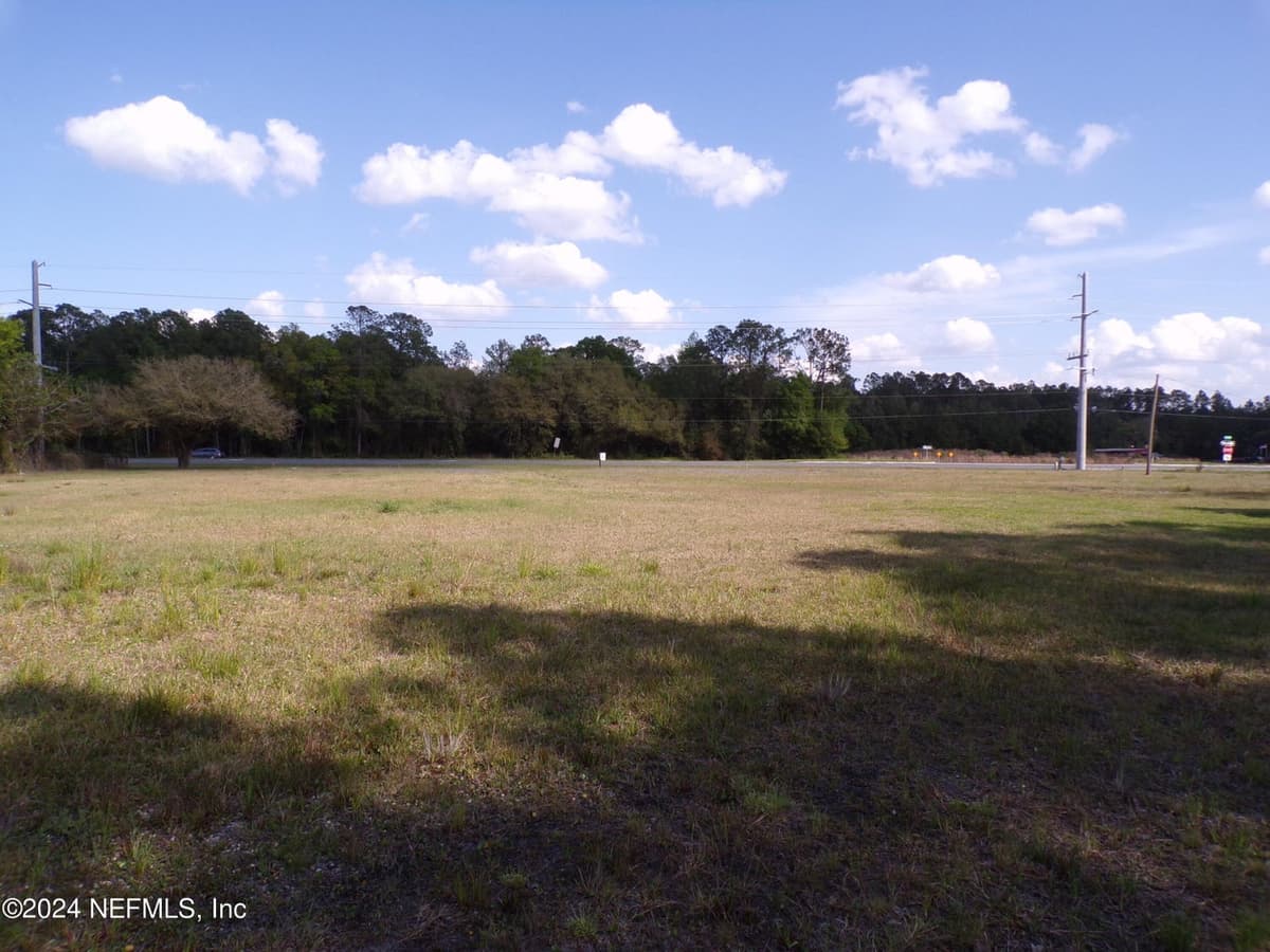 20208 N US HWY 301, Lawtey, FL 32058 2