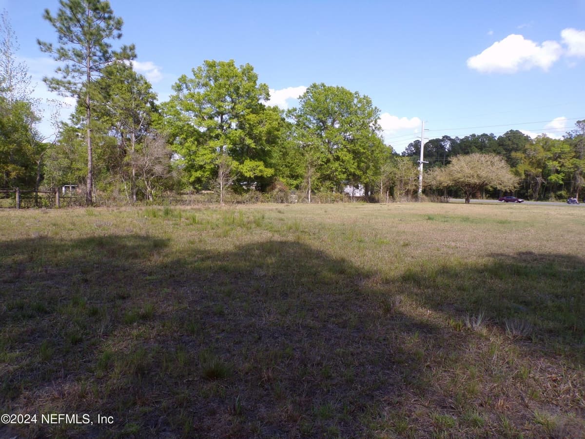 20208 N US HWY 301, Lawtey, FL 32058 3