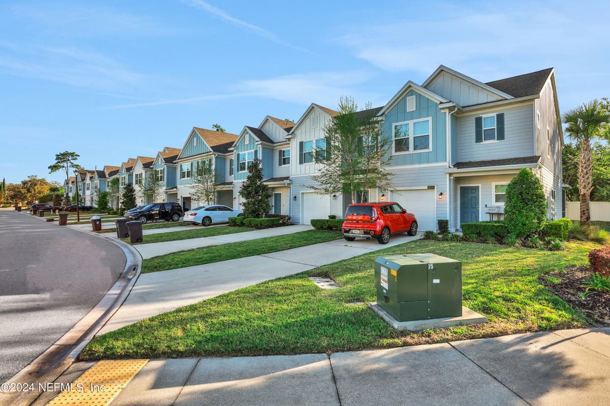 1625 POTTSBURG POINT Drive, Jacksonville, FL 32207 2