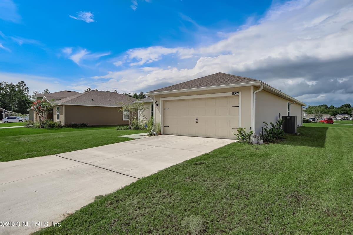 8521 LAKE GEORGE Circle W, Macclenny, FL 32063 2