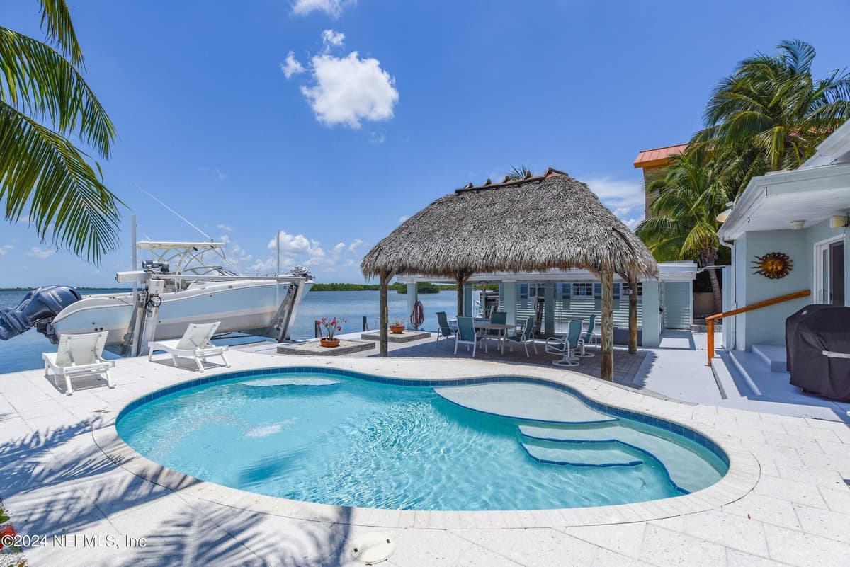 1136 W SHORE Drive, Big Pine Key, FL 33043 2