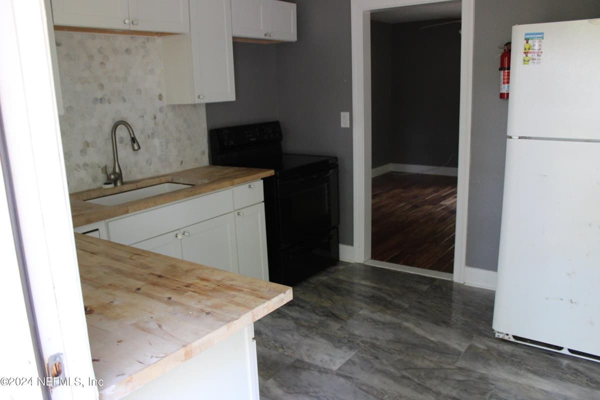 3412 ROCKWOOD Drive, Jacksonville, FL 32254 3