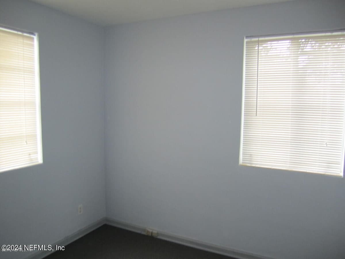 5915 CEDAR HILLS Boulevard, Jacksonville, FL 32210 3