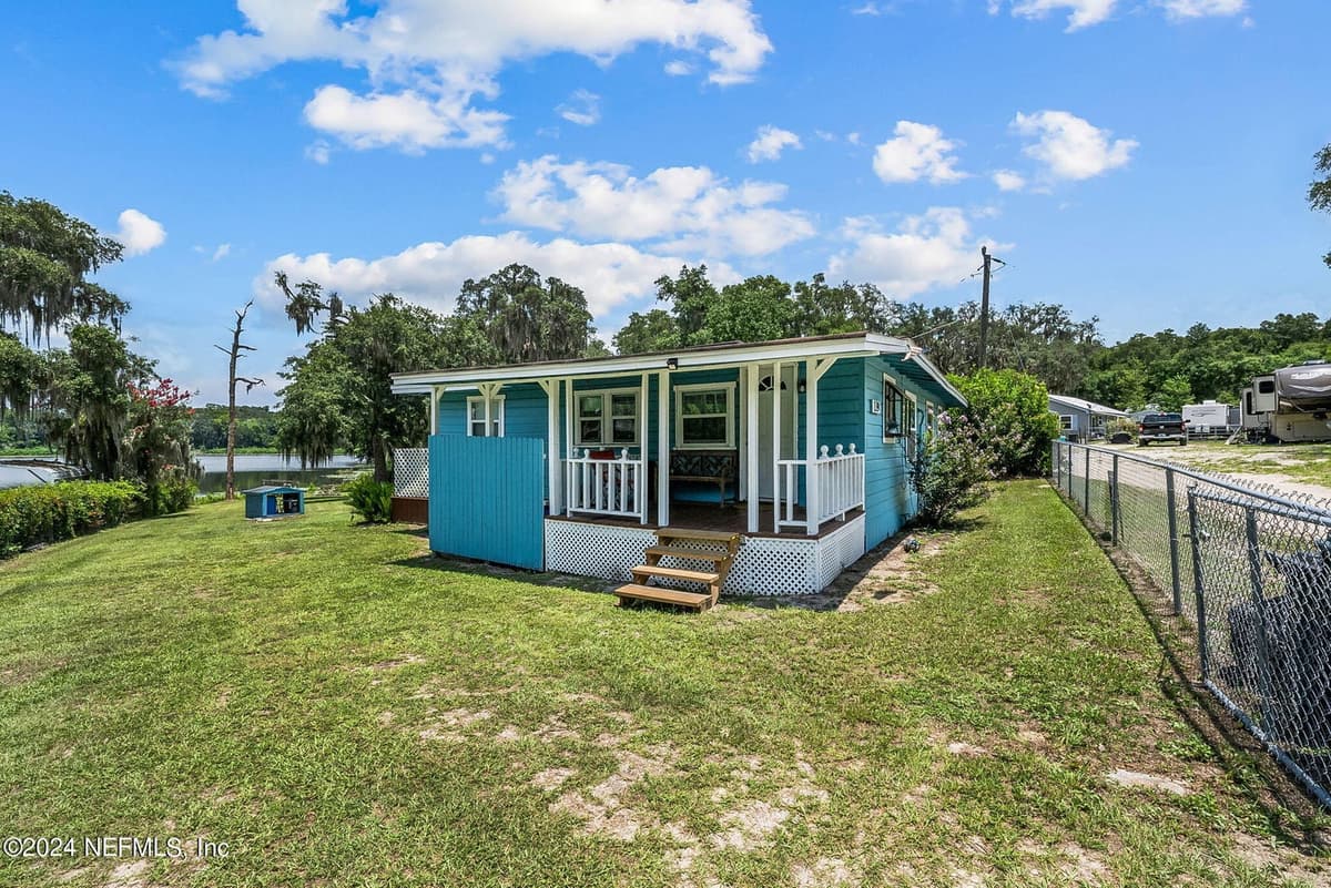 139 DEPOT Road, Hawthorne, FL 32640 3