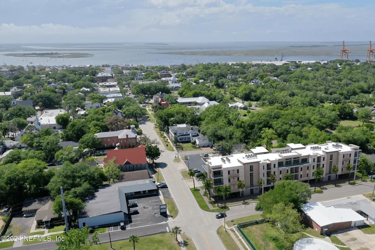 1015 ATLANTIC Avenue 407, Fernandina Beach, FL 32034 2
