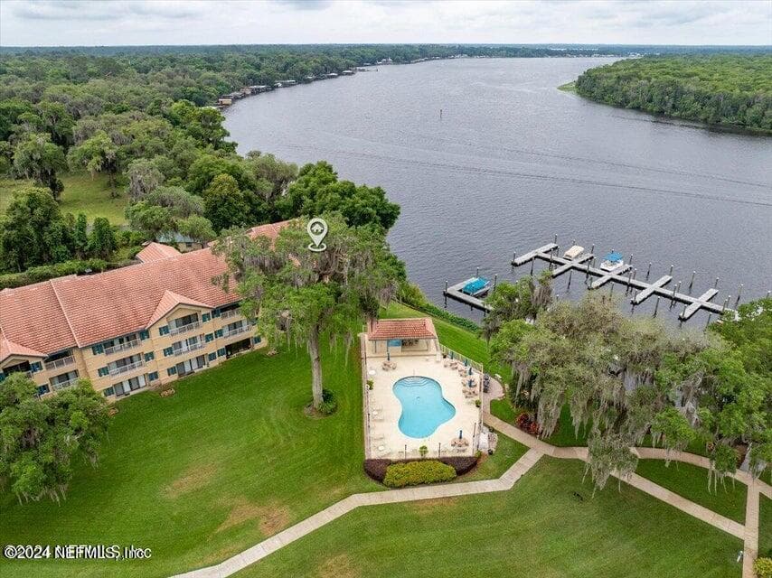 99 BROAD RIVER Place 3206, Welaka, FL 32193