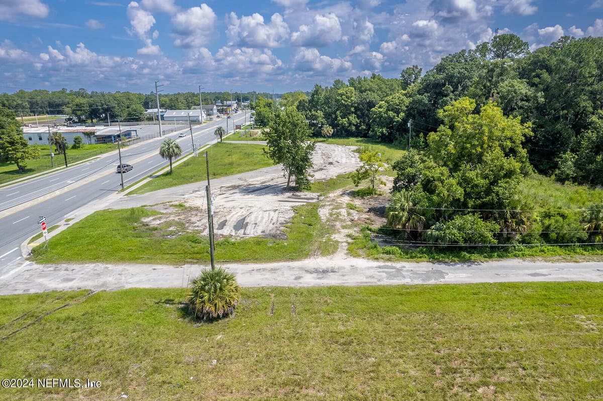 1900 N TEMPLE Avenue, Starke, FL 32091 2