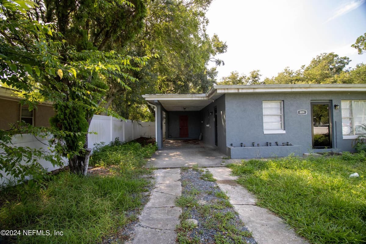 809 MALEY Street, Daytona Beach, FL 32114 2