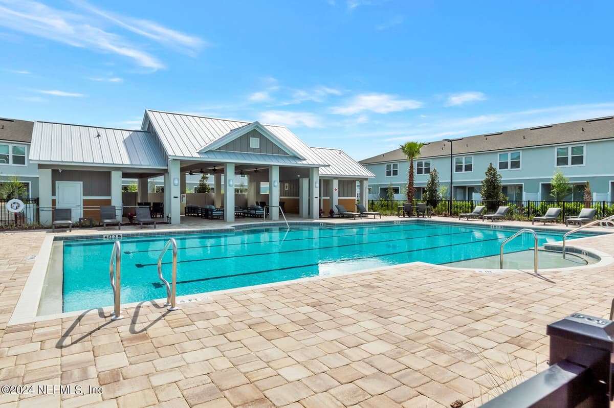 8337 ASTEROID Street, Jacksonville, FL 32256 3