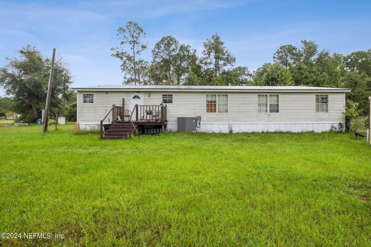 120 SHAGGY Lane, Palatka, FL 32177 3