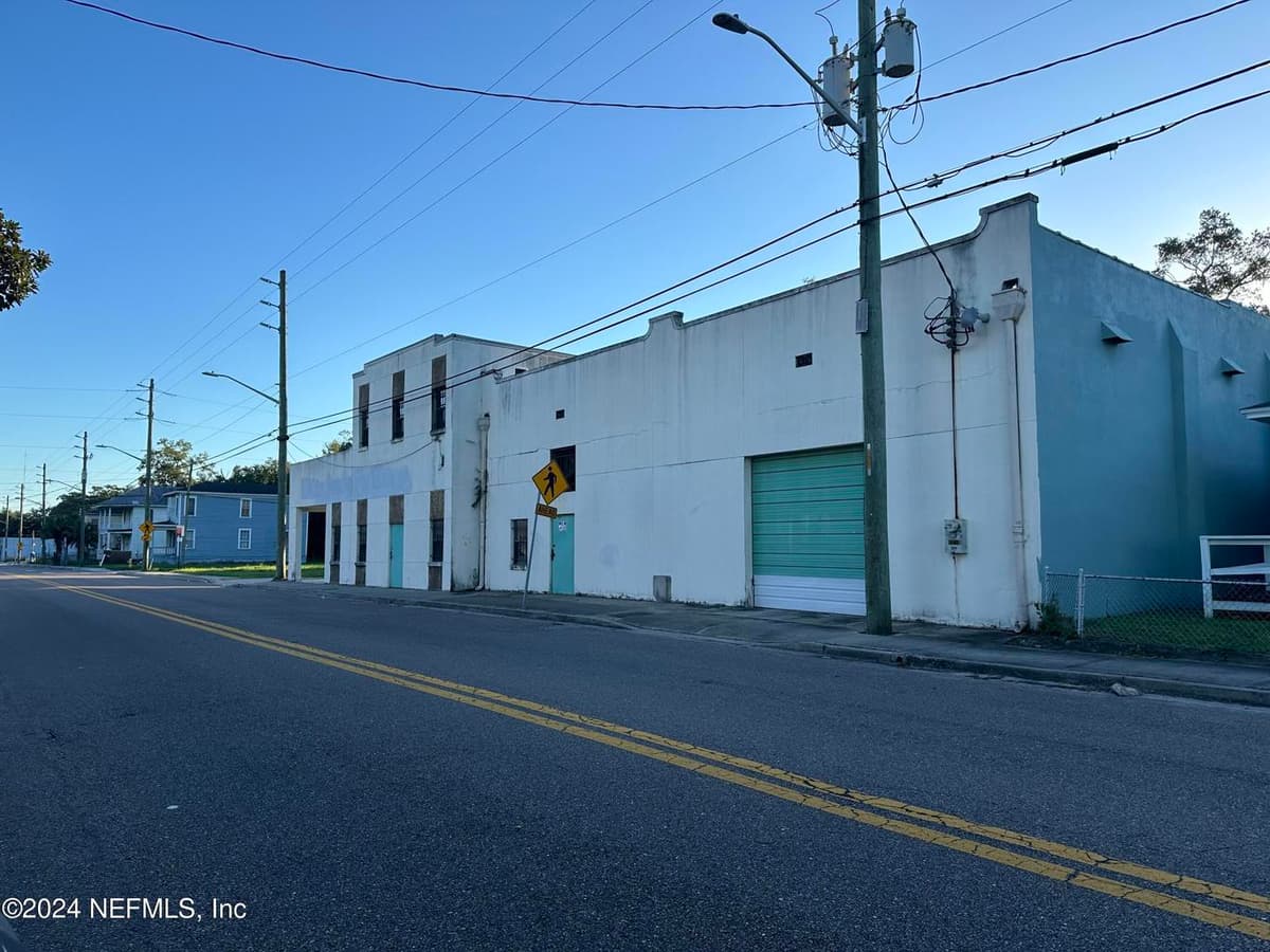 2210 PHOENIX Avenue, Jacksonville, FL 32206 2