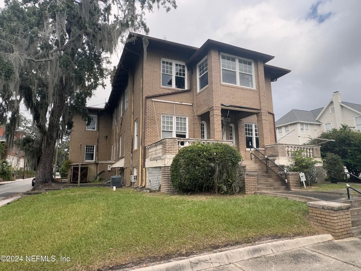 2751 ST JOHNS Avenue, Jacksonville, FL 32205 2