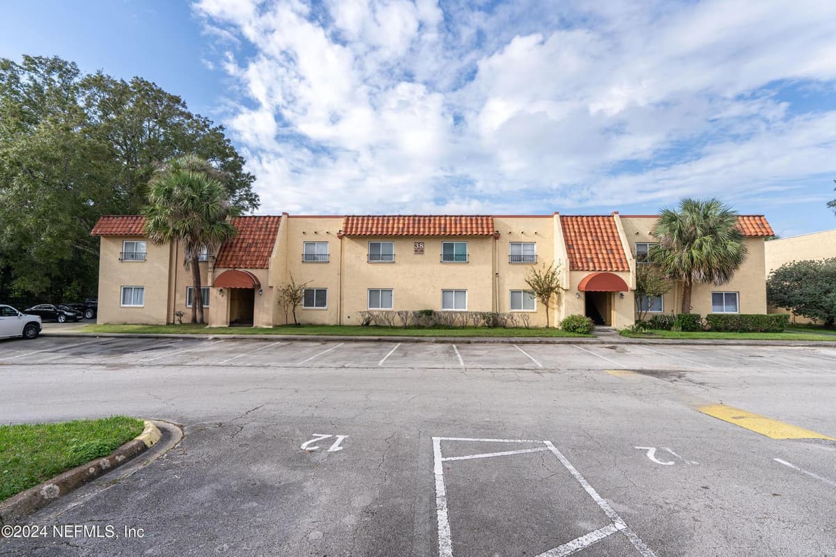 3857 MISSION Drive 1, Jacksonville, FL 32217 3