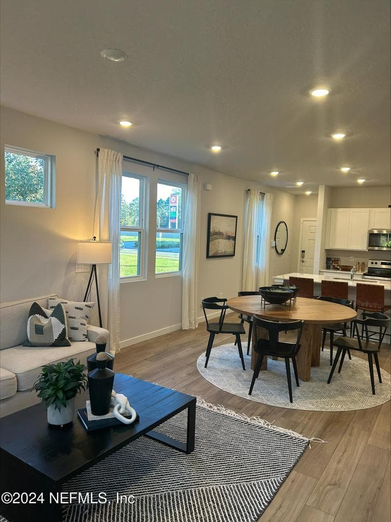 10683 WATERFIELD RD Road 24, Jacksonville, FL 32210 3