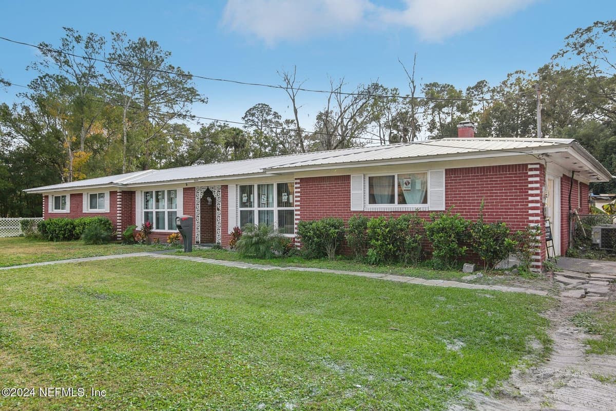 5816 MONCRIEF Road, Jacksonville, FL 32209 2