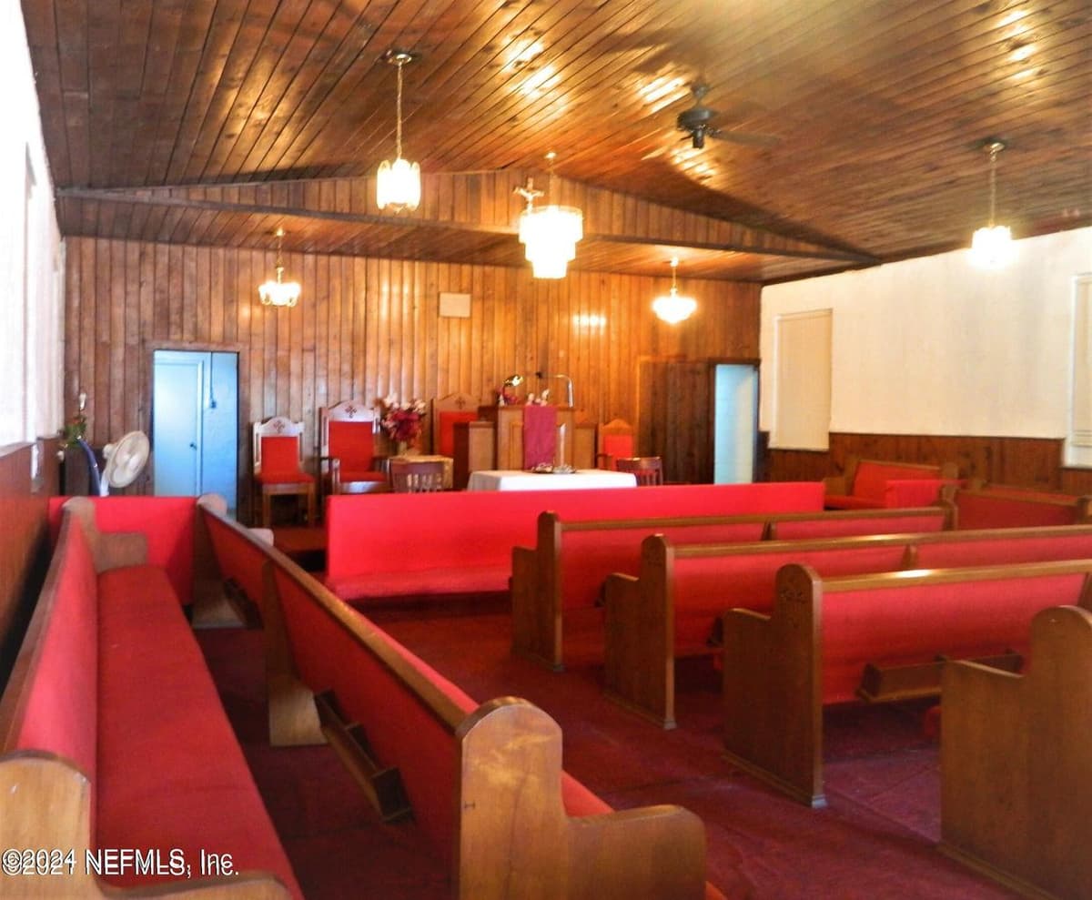 1459 UNION Street W, Jacksonville, FL 32209 3