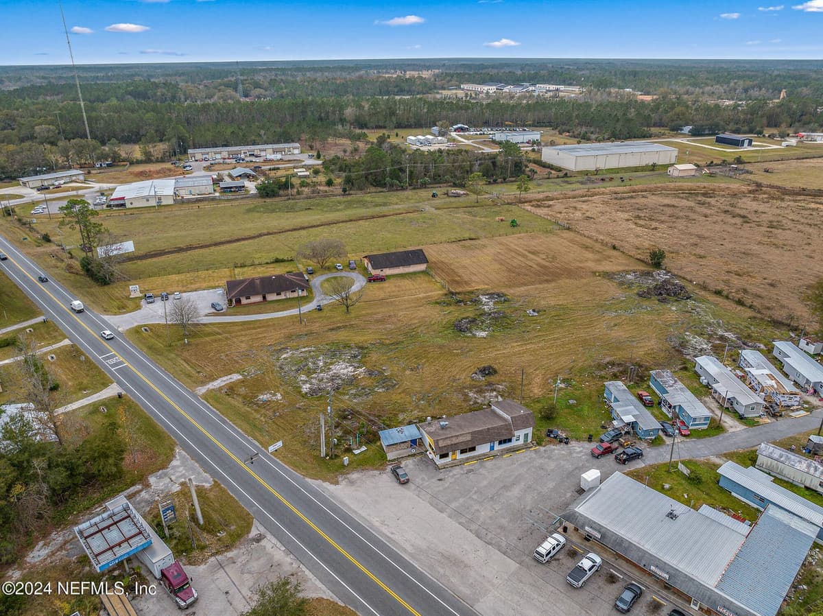 1028 S WATER Street, Starke, FL 32091 3