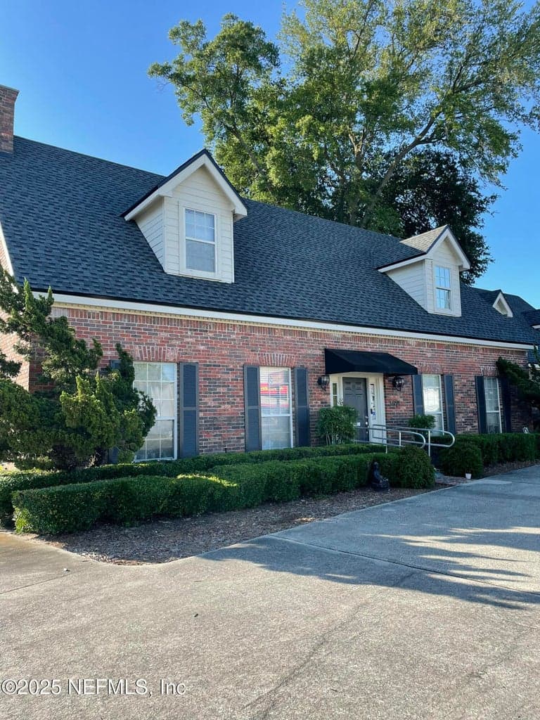 3811 BLANDING Boulevard, Jacksonville, FL 32210