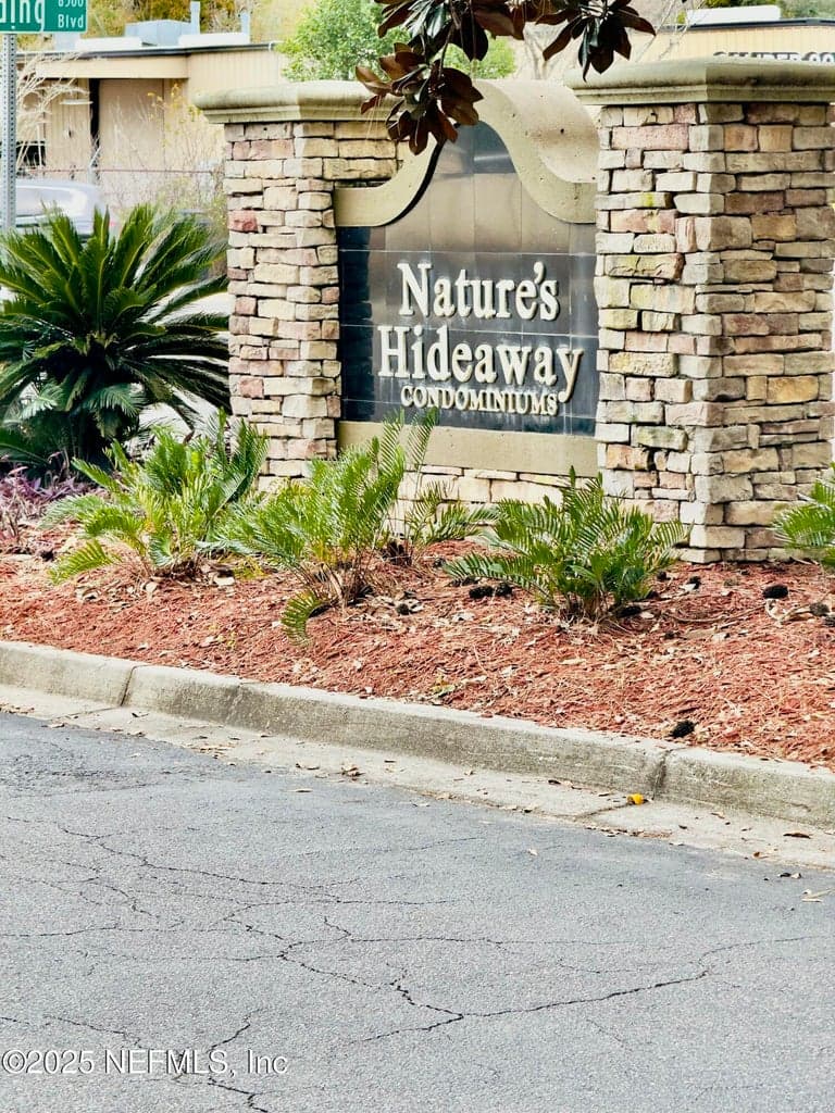 6057 E MAGGIES Circle E 114, Jacksonville, FL 32244