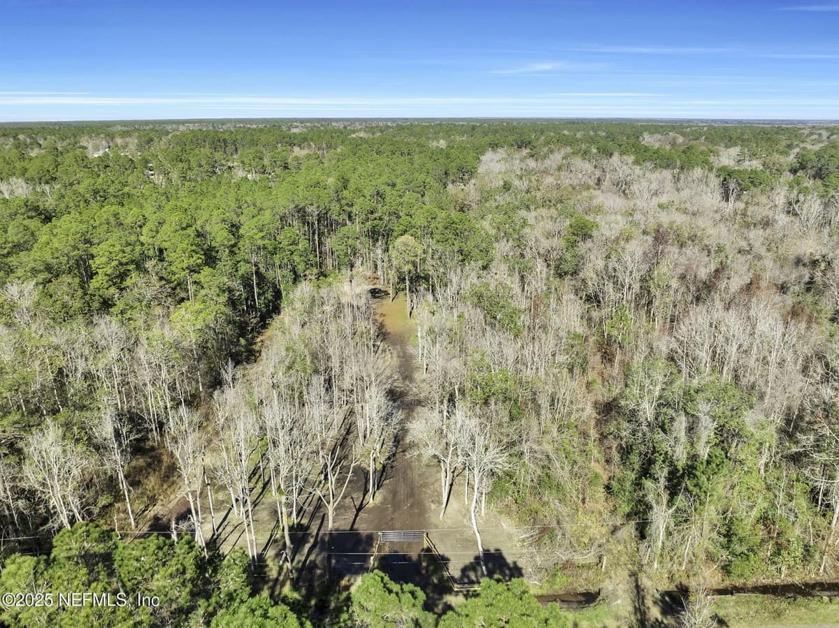 11453 CISCO GARDENS Road, Jacksonville, FL 32219 2
