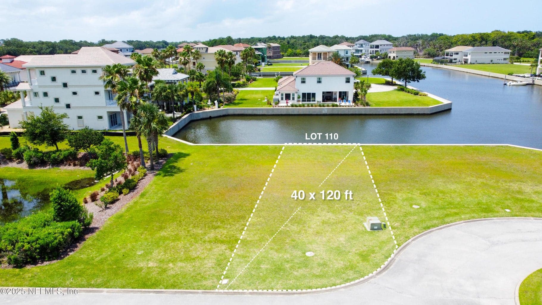 8 SCHOONER Circle, Palm Coast, FL 32137