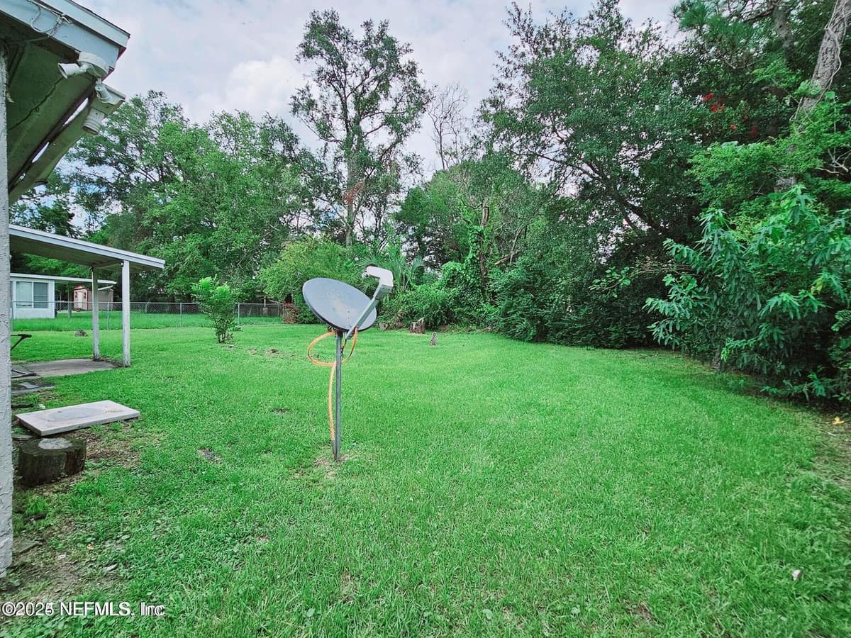 9419 SCADLOCKE Road, Jacksonville, FL 32208 3