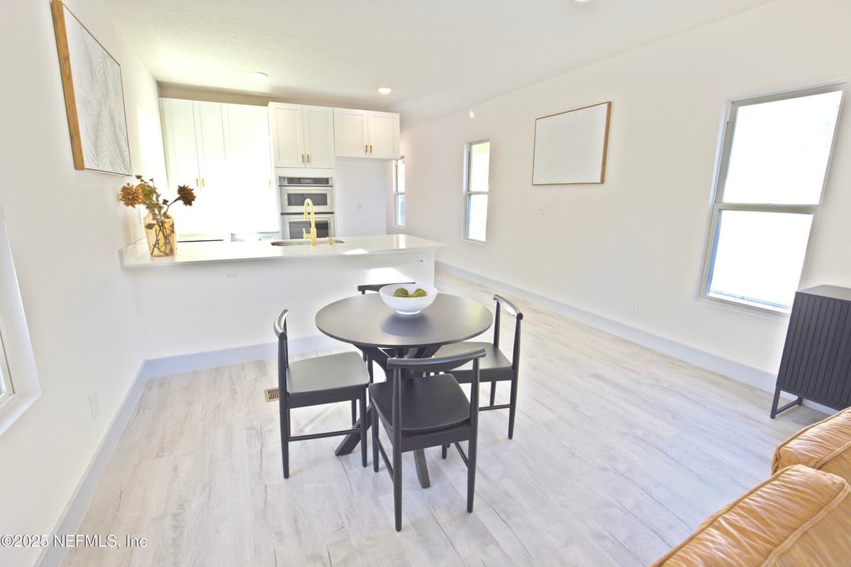 2477 ROBERT Street, Jacksonville, FL 32209 3