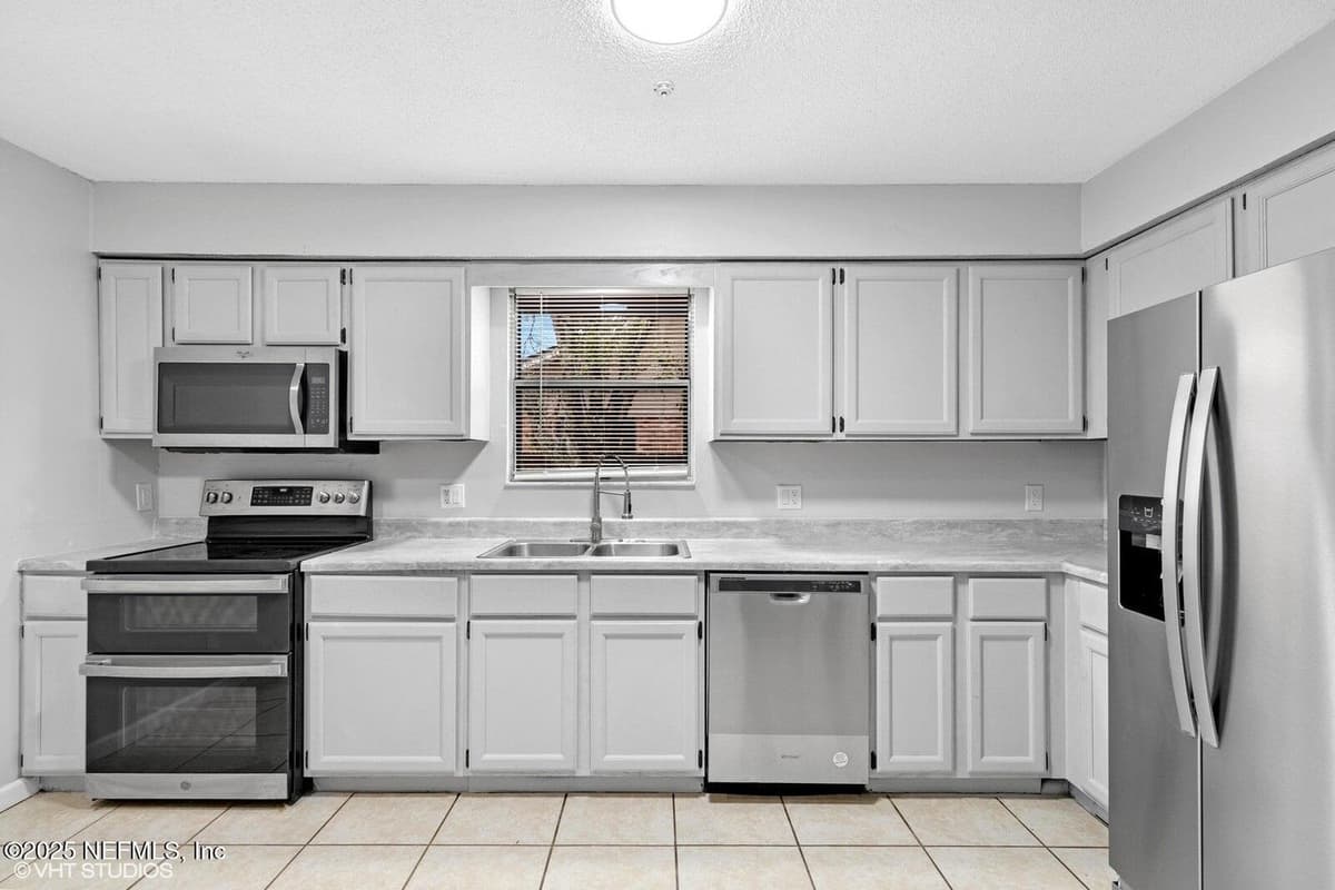 7927 DWYER Drive, Jacksonville, FL 32244 3