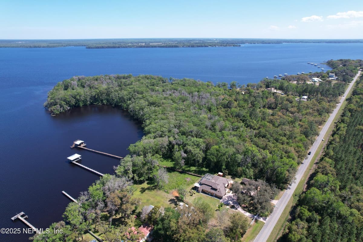 332 CEDAR CREEK Road, Palatka, FL 32177 3