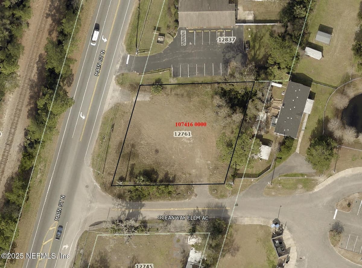 12761 N MAIN Street, Jacksonville, FL 32218 2