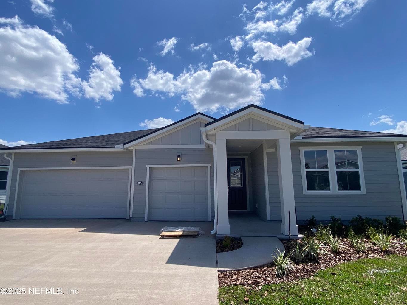 3254 LAGO VISTA Drive, Green Cove Springs, FL 32043