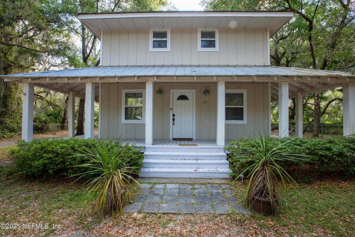 303 SE 3RD Avenue, Melrose, FL 32666 3