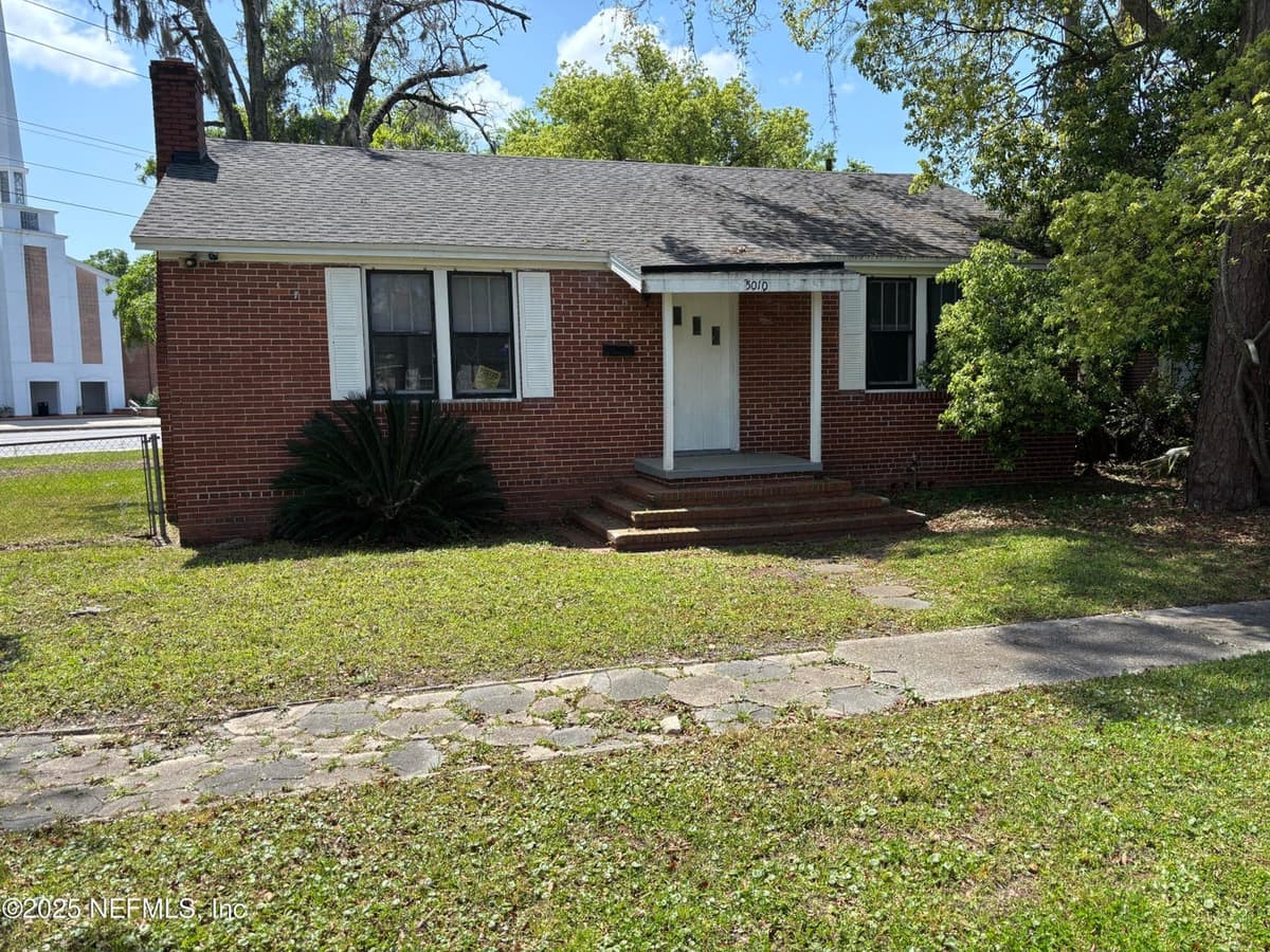 5010 BLACKBURN Street, Jacksonville, FL 32210 2
