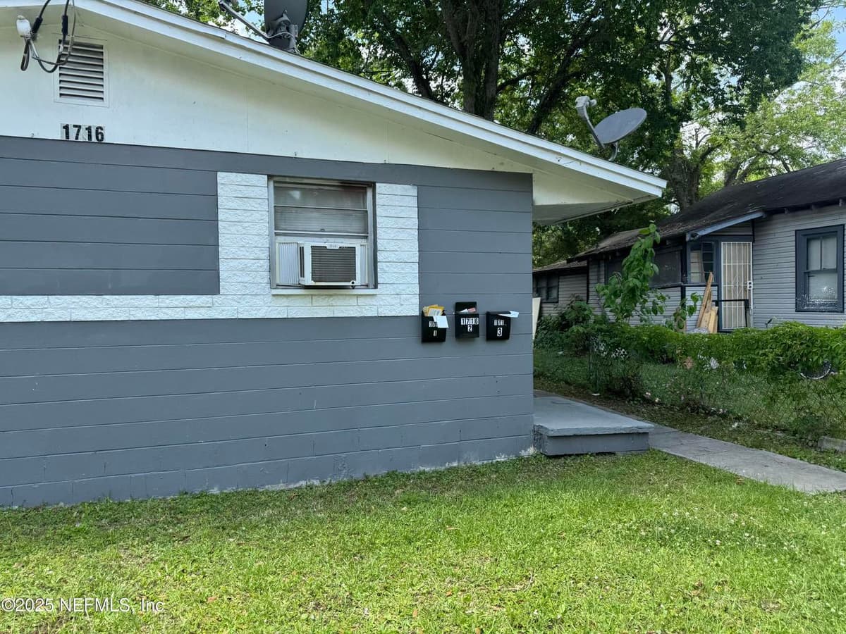 1716 WHITNER Street, Jacksonville, FL 32209 2