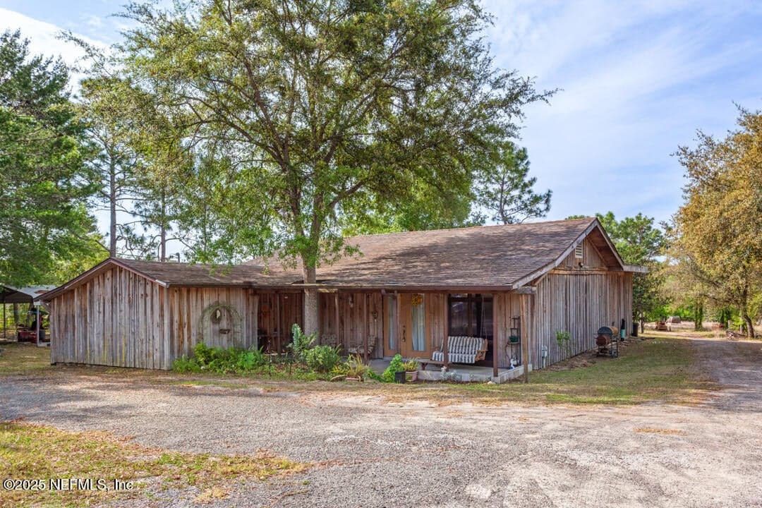 335 S CAROLINA Street, Hawthorne, FL 32640 3