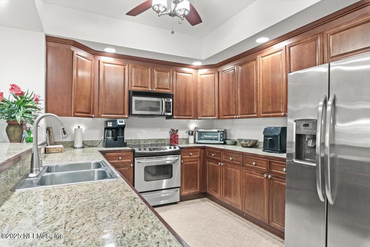 109 SEA GROVE MAIN Street 101, St. Augustine, FL 32080 2