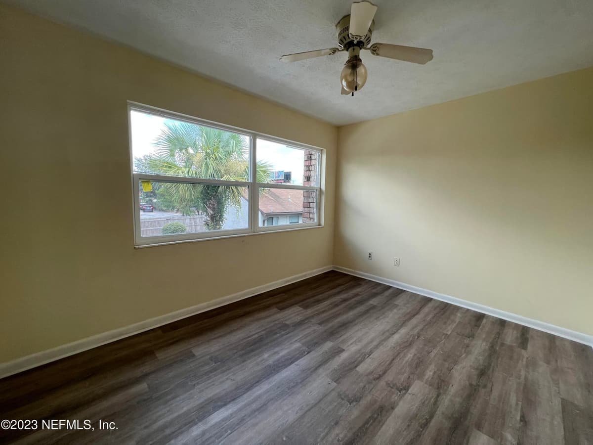 2673 TROLLIE Lane 1, Jacksonville, FL 32211 3