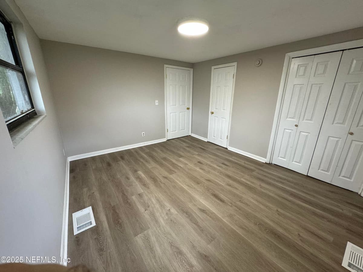 5612 OLIVER Street, Jacksonville, FL 32211 2