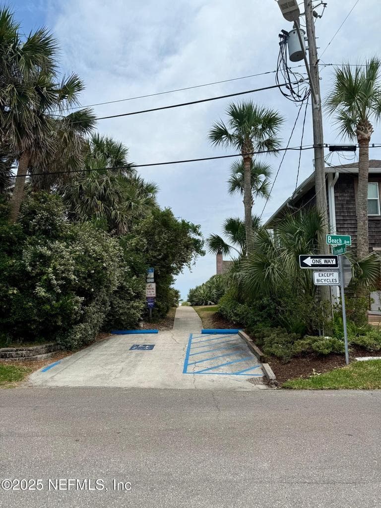174 13TH Street, Atlantic Beach, FL 32233 2