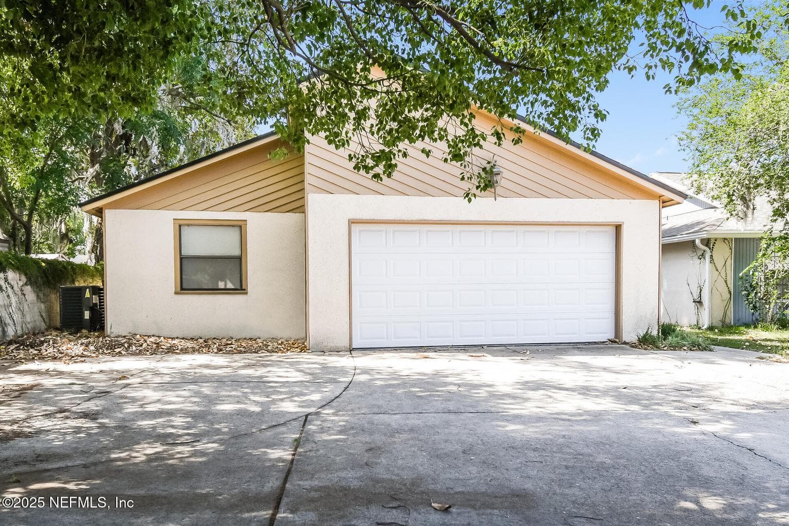 1955 BLUEBIRD E, Orange Park, FL 32073