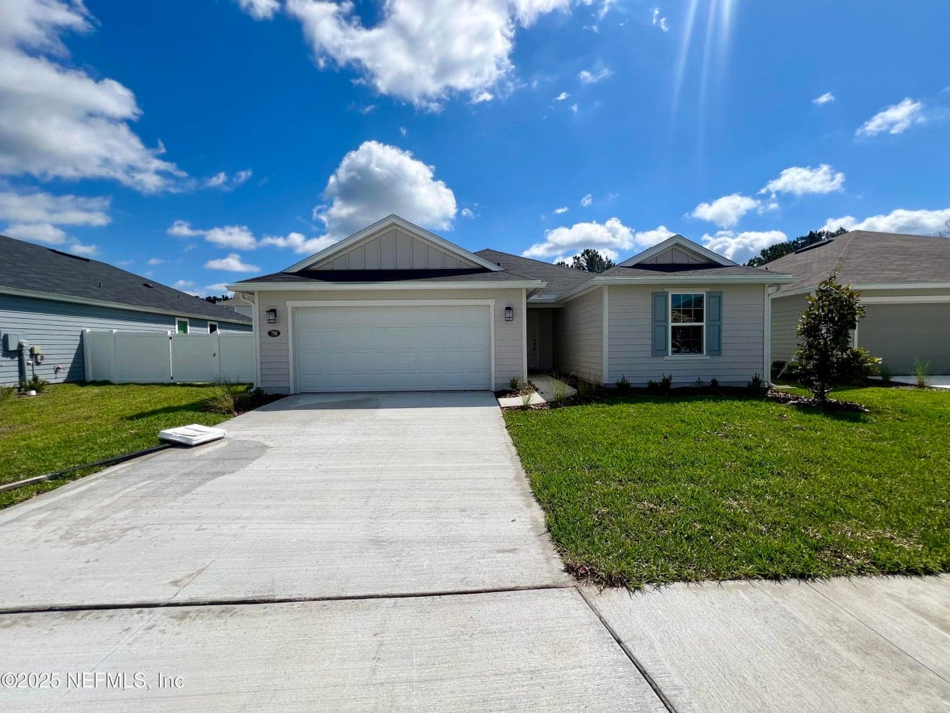 750 PANTHER LAKE, Jacksonville, FL 32221
