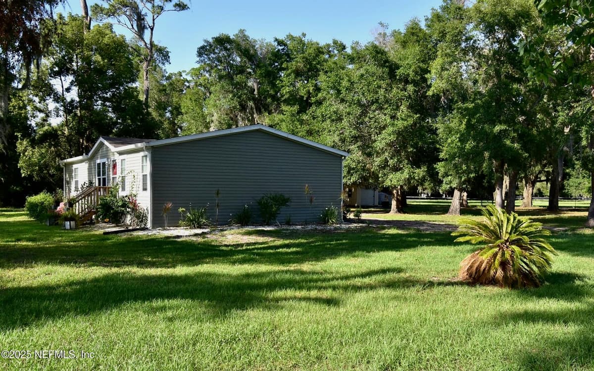 500 GEORGETOWN SHORTCUT Road, Crescent City, FL 32112 2