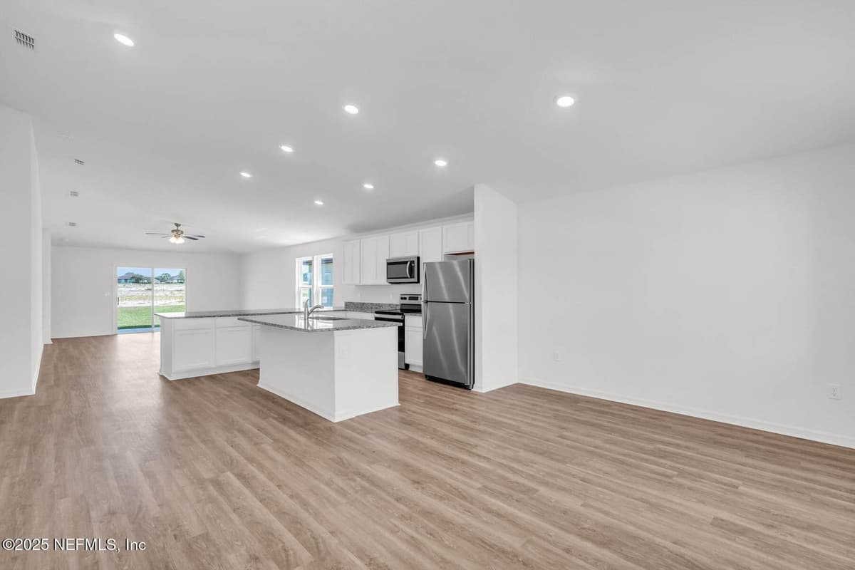 6961 CANOE BIRCH Road, Jacksonville, FL 32219 3