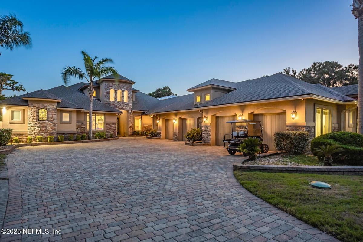 4710 STATE ROAD 13 N, St. Johns, FL 32259 2