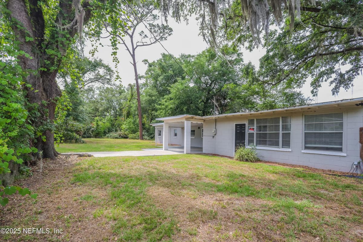 6351 FABIAN Drive, Jacksonville, FL 32210 3