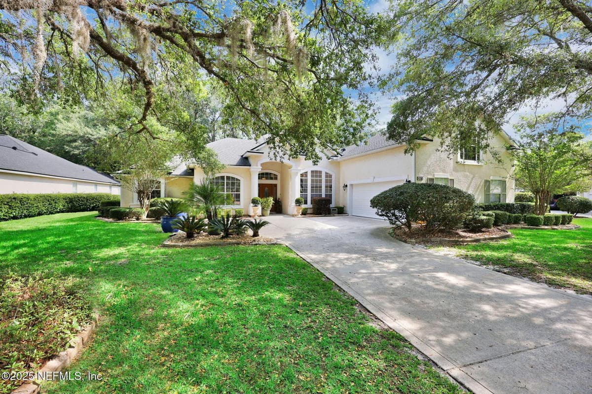 526 OAKMONT Drive, Orange Park, FL 32073 2