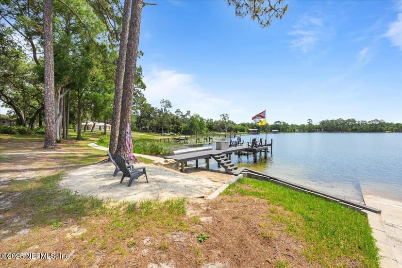 106 CARTER-WHITTAKER Lane, Pomona Park, FL 32181